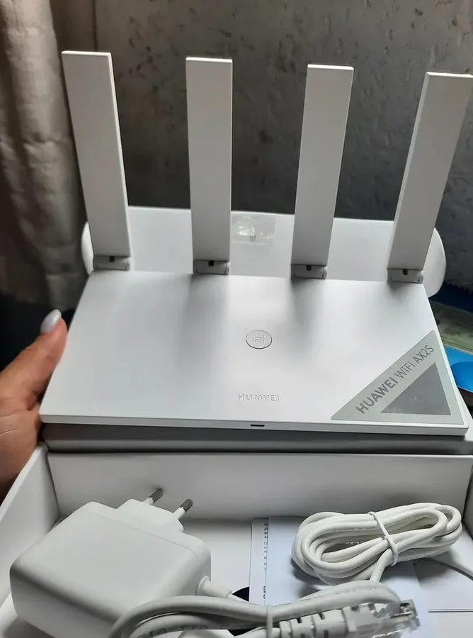 Roteador HUAWEI WiFi AX2S 5 GHz Wi-Fi 6 HarmonyOS Mesh EasyMeshVisualização de Diagnósticos do Wi-Fi Controle Parental Branco